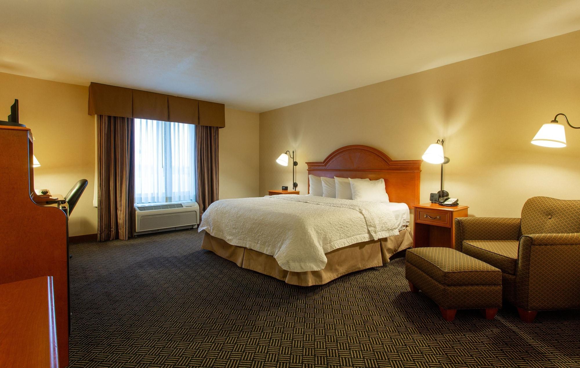Hampton Inn Waterloo Exteriör bild
